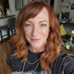 Meet your Posher, Crystal